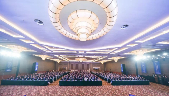 把握变局 拥抱变化——恒峰g22登录入口健康集团召开 2025年度工作会议